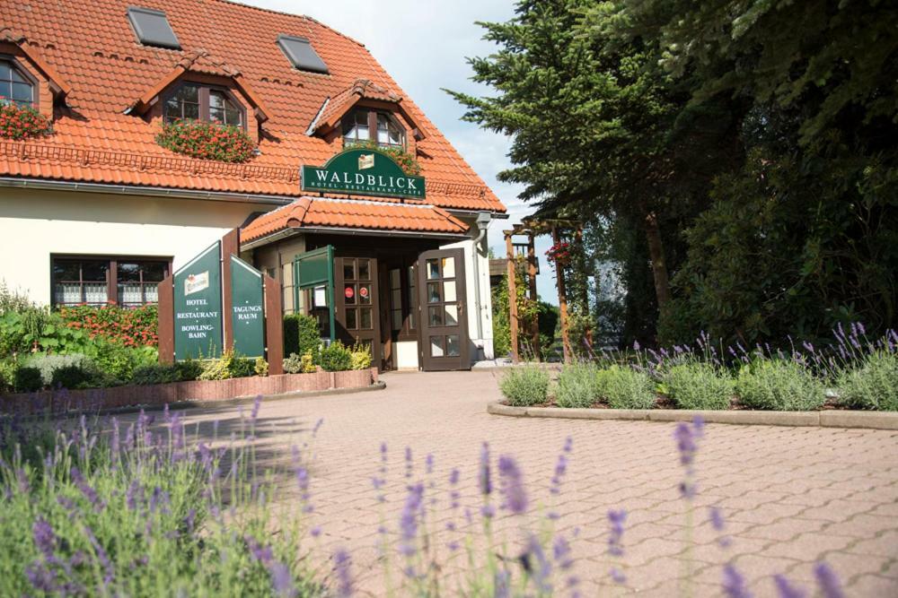 Hotel & Restaurant Waldblick Pulsnitz Exterior photo